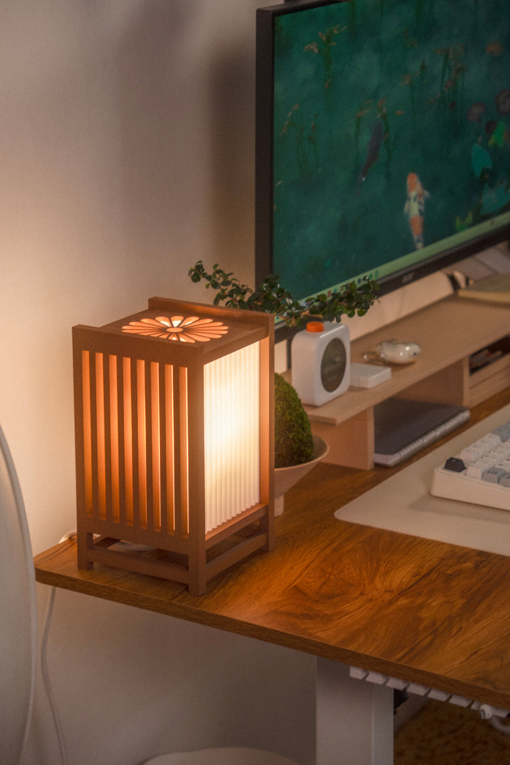 Vela Table Lamp